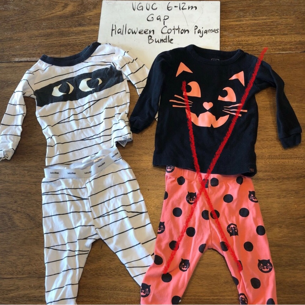 VGUC 6-12 m 2PC Gap Halloween Cotton Pajamas